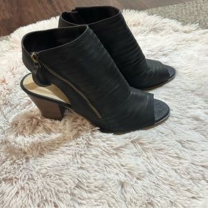 Canyon River Blues booties size 10